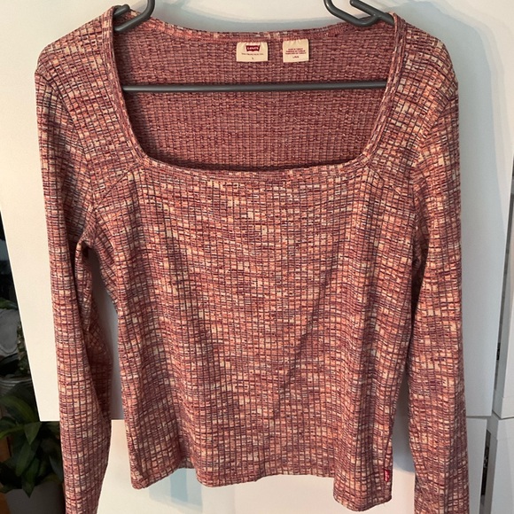 Levi’s Magnolia knitted Top - Picture 2 of 5